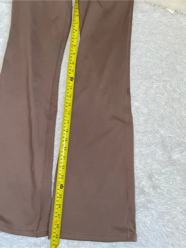 Gaiam Women's mocha Brown Athletic Flare Pants leggings woman’s small stretchy - Image 7
