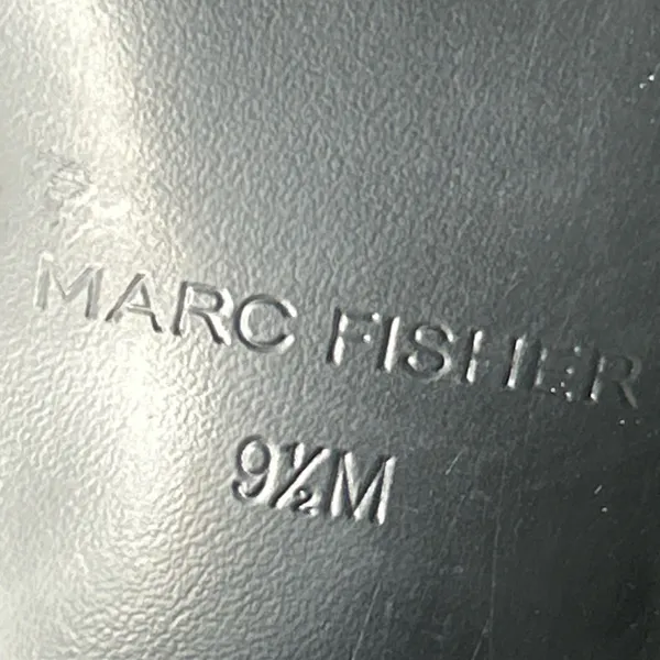 Marc Fisher Woman’s fanna mules black heel mule square toe. Size 9.5. - Image 12