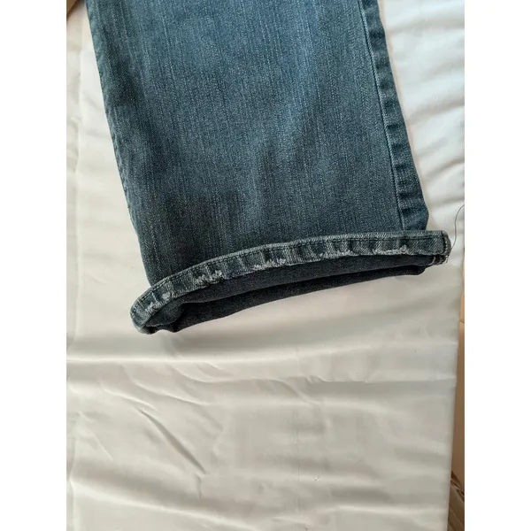 Womens Medium Wash Straight Leg Jeans with Studded‎ Back Pockets Blue Denim - Image 6