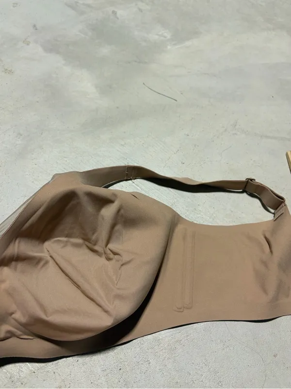 Honeylove nude wireless bra 36DDD(F)/G Size undefined - Image 8