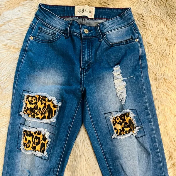 Lucky Blessed Jeans Leopard Print Mid Rise Straight Blue Women Size 6 #4 - Image 11