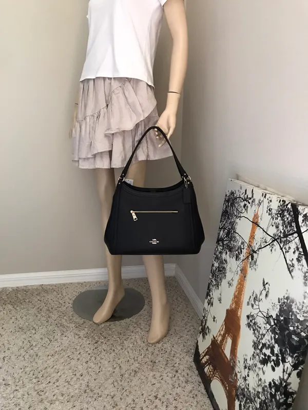 Coach Set - Image 7