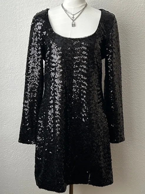 Steve Madden Size L long-sleeve Charity sequin mini dress with a scoop neck - Image 3
