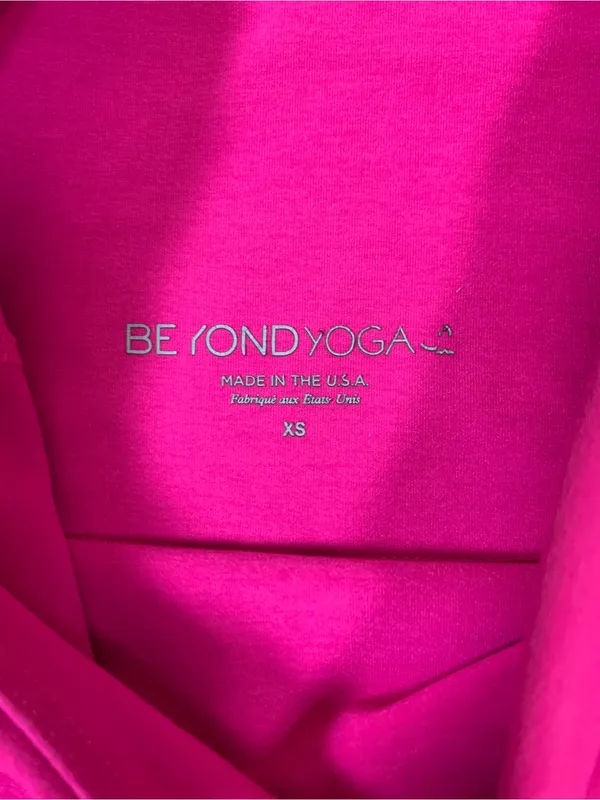 Beyond Yoga Hot Pink High Waisted Biker Shorts XS Yoga Pilates Athleisure - Image 3