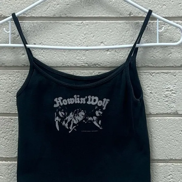 Brandy Melville John Galt howling' wolf tank one size - Image 8