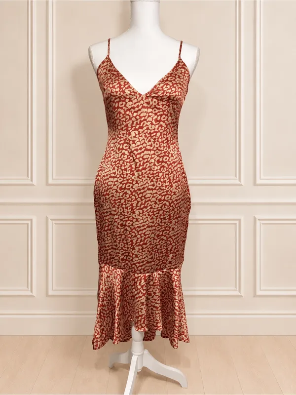 NWOT PrettyLittleThing Red Gold Leopard Satin High-Low Mermaid Maxi Dress US 6 - Image 2