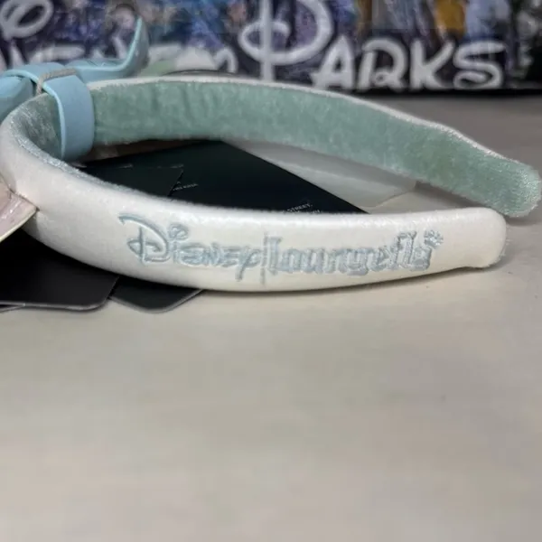 Disney parks x Loungefly Mickey & Minnie Mouse snowmen shaker snowglobe ears NWT - Image 5