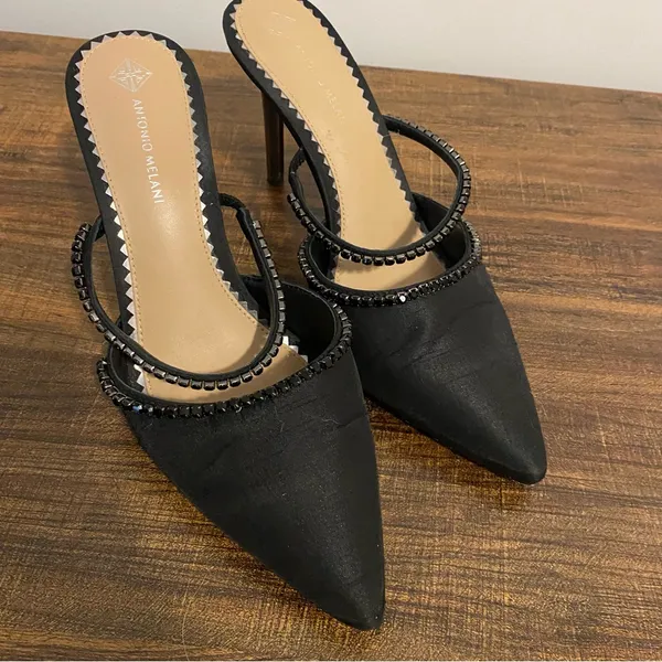 Antonio Melani Black Pointed Toe Heels size 8.5 - Image 5