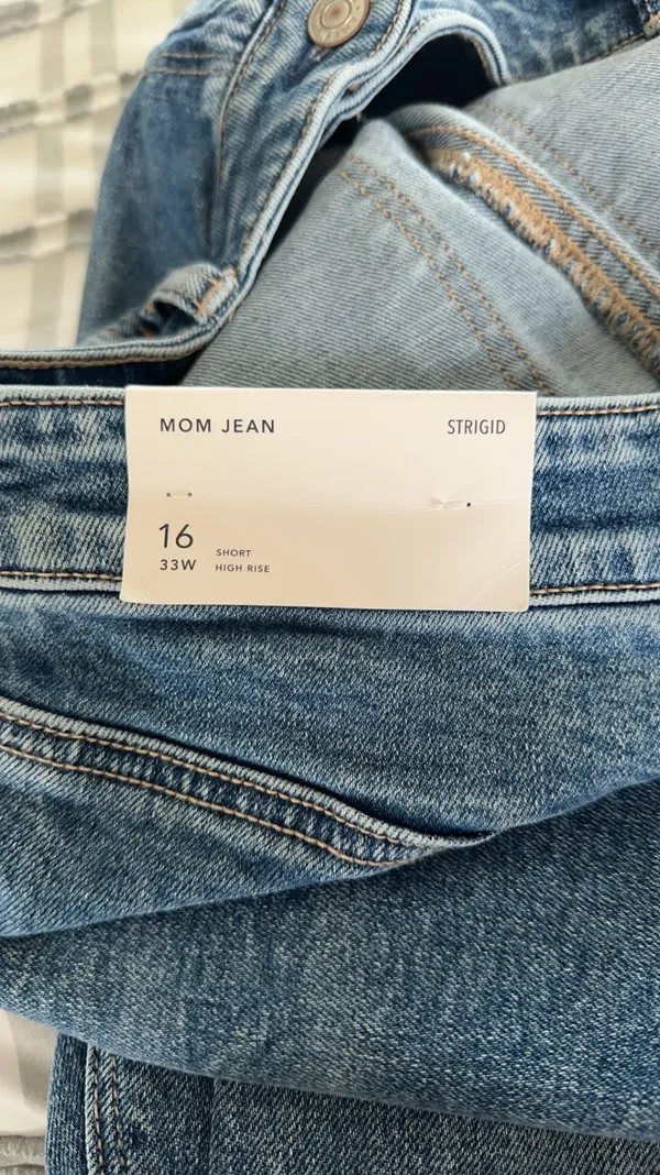 American Eagle jeans - Image 3