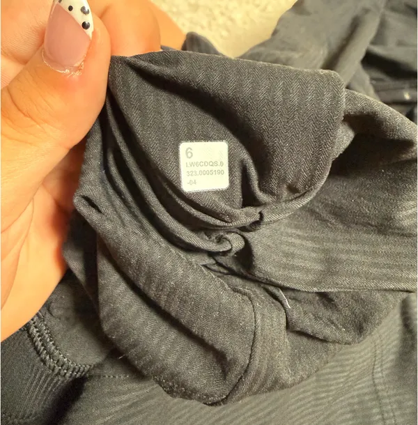 Lululemon Cropped Dance Studio Pants - Image 4