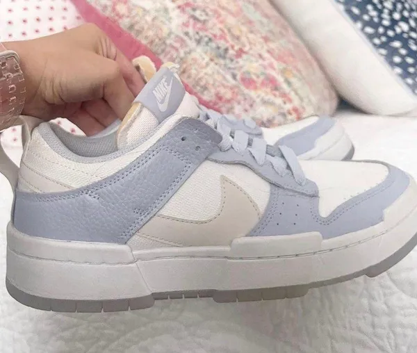 Nike Dunks Low - Image 2