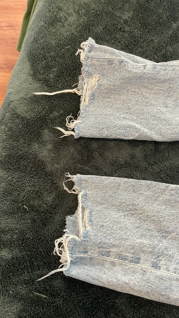 American Eagle Jeans Ripped Short - Image 4