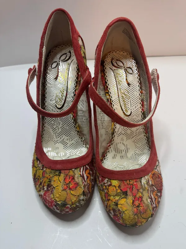 Poetic Licence Feminine Encounters Red Heels Size 7.5M - Image 2