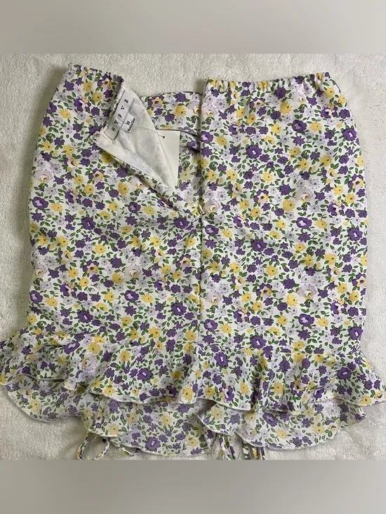 NWT HYFVE Lilac Floral Ruched Mini Skirt with Ruffles size M - Image 4