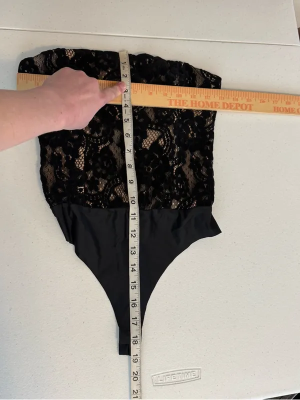Cami NYC Reina Bodysuit Strapless Lace in‎ Black Lace Size XS feminine romantic - Image 7