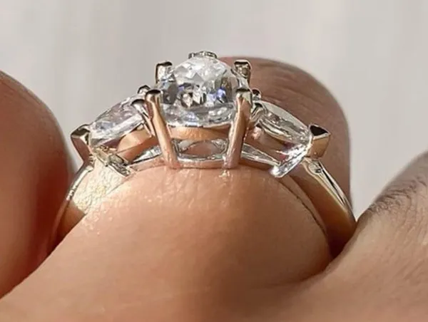1.50CT Diamond Pear Shape 3 Stone Engagement Ring Diamonds Anniversary Band .925 - Image 4