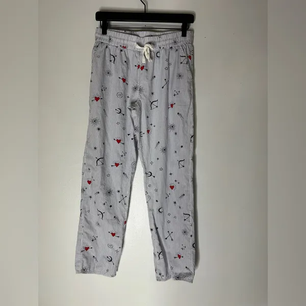 Topshop Long 2 Piece Collar Button Down Pajamas Set Hearts Size‎ 4 - Image 2