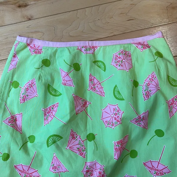 Lilly Pulitzer fully lined pink and green umbrella print pencil skirt - Image 3