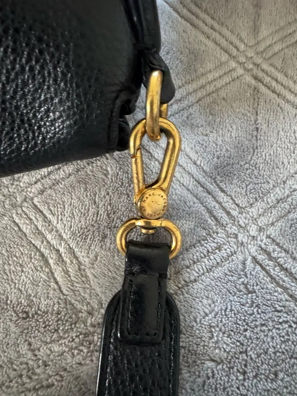 Marc Jacobs Black Leather Crossbody Bag - Image 8
