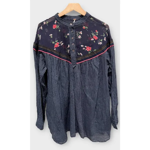 Free People Hearts and Colors Top Size Large - Image 9