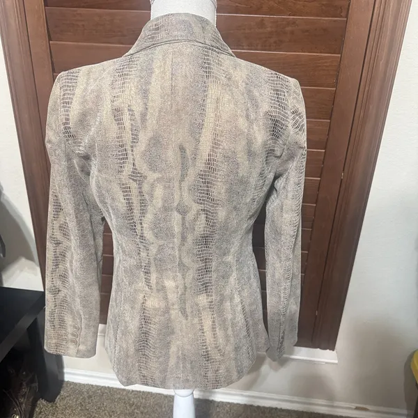 Focus Lifestyle Beige Snakeskin Blazer suit jacket career office‎ sz 4 neutral - Image 4