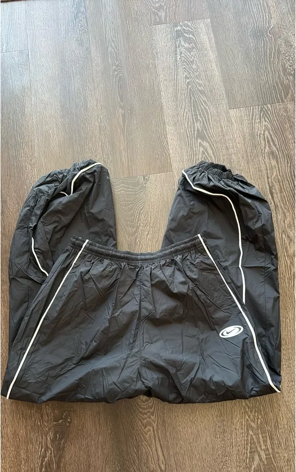 Nike Girls Track Pants  - Image 3
