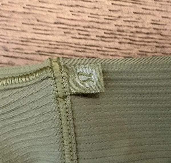 Lululemon Power Pivot Tank Top - Image 3