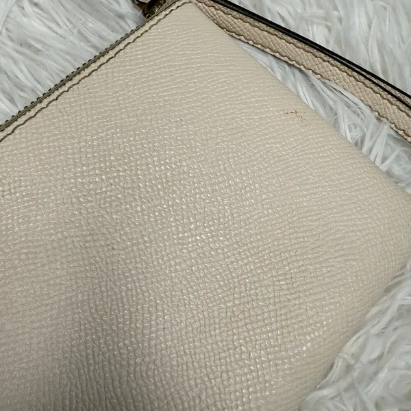 COACH White Zip Wristlet - Image 5