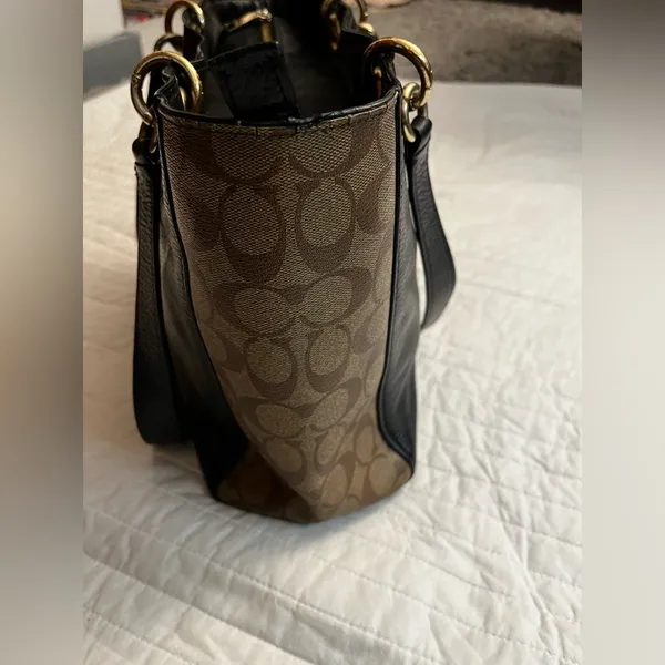 Coach Jes Tote In Signature Canvas leather shoulder bag - Image 2