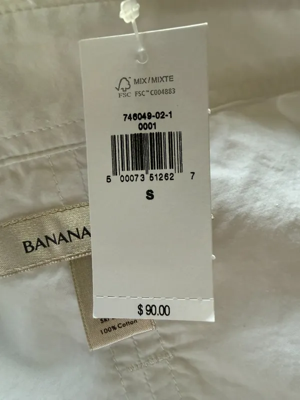 Banana Republic women's white long sleeve button down collared shirt size small - Image 9