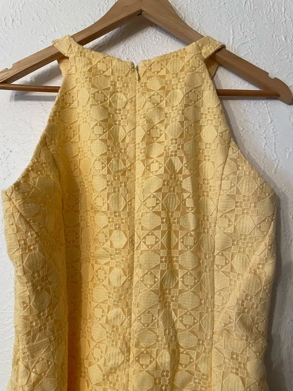 NWT White House Black Market Yellow Halter Lace Keyhole Mini Dress Size 8 - Image 6