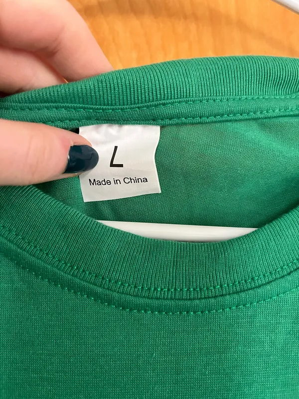 Green St Patrick’s Day Miller Light Tee Size L - Image 3