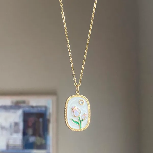 Handmade gold tone stainless steel cute chic tulip necklace🌷🩷 - Image 4