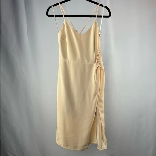 NWT Lulus Making Eyes At You Midi Dress‎ in Beige Size Medium - Image 4