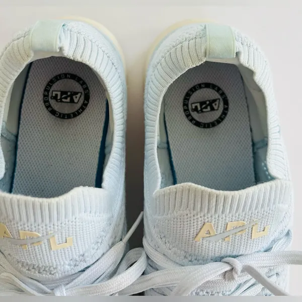 APL Blue Knit Lightweight Training Sneakers Size 9.5 - Image 4