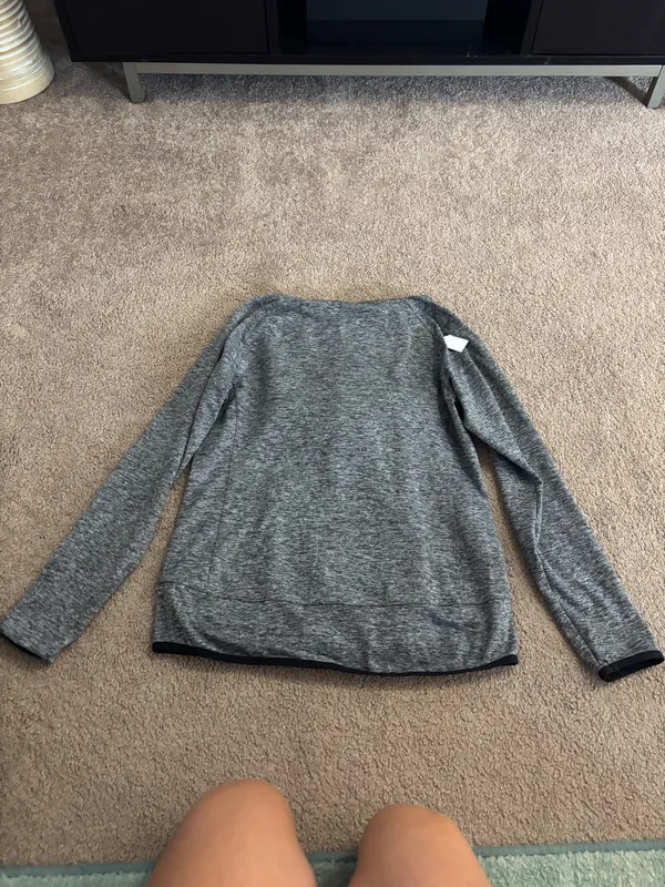 Second Skin Pullover size large  - Image 3