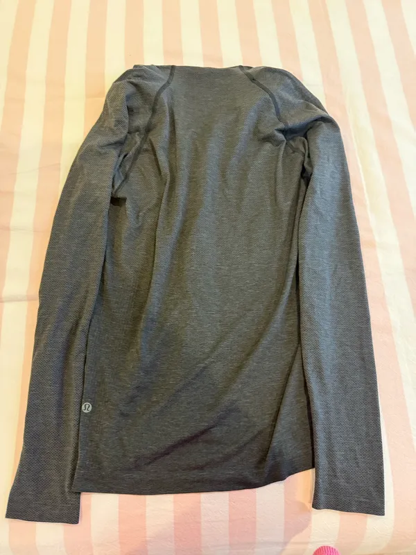 Lululemon Men’s Quarter-Zip - Image 3