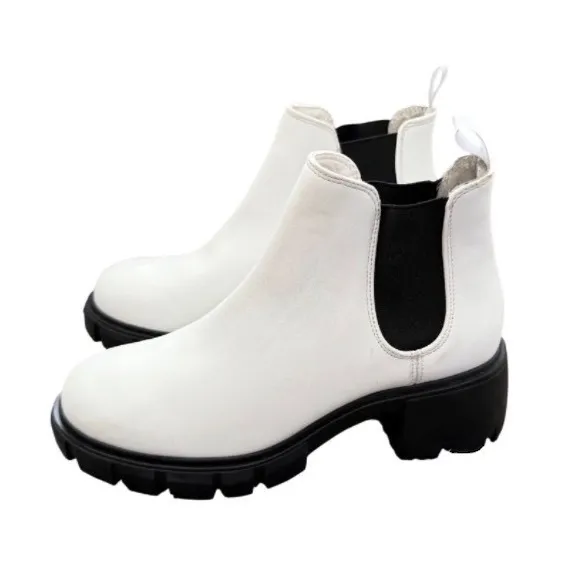 Steve Madden Howler White Lug Sole Chelsea Ankle Boots Size 7.5 - Image 2