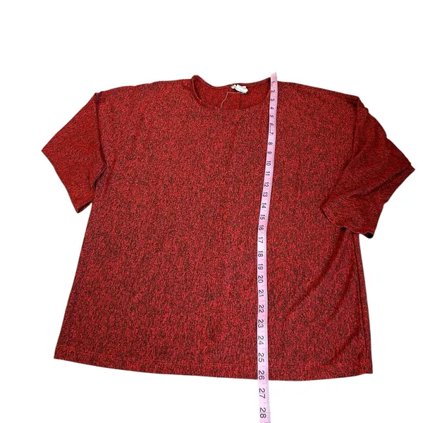 ANDREA JOVINE marbled red top with cropped sleeves - Image 2