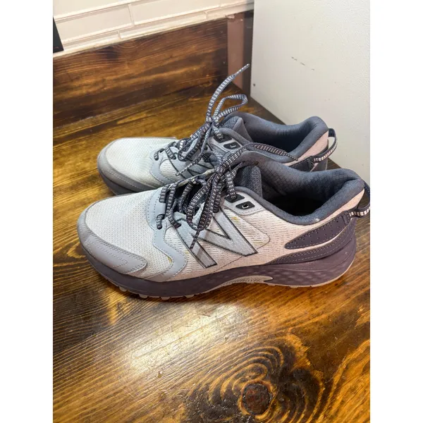 New Balance Pale Blue Sneakers‎ Size 11 Wide - Image 2