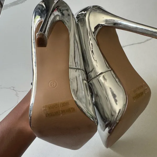 Bonnibel Shiny Silver Stiletto Pumps - Image 4