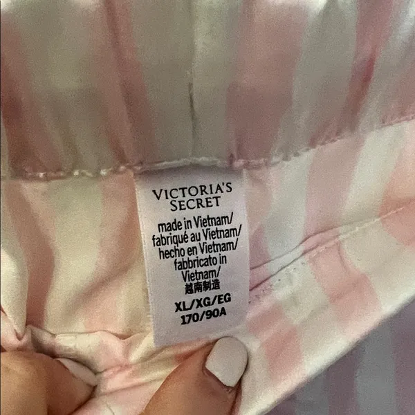 VICTORIA'S SECRET Signature Satin Short Pajama Set - Image 8