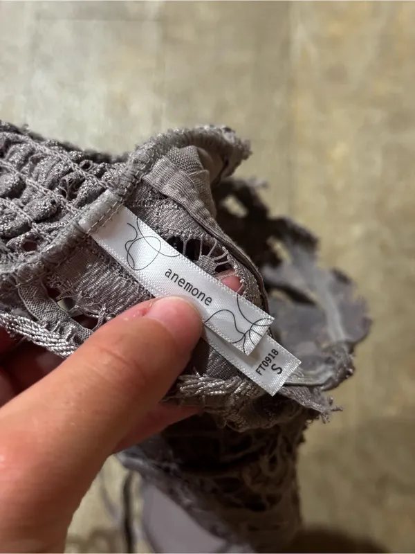 Free People NWOT Charcoal Grey Lace Bralette Floral Pattern Size Small - Image 4