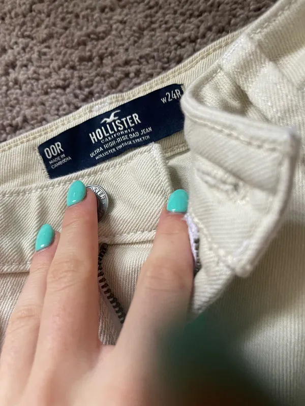 Hollister Cargo Pants - Image 2
