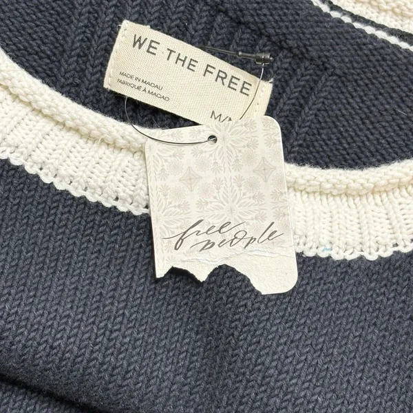 We The Free Ella Colorblock Roll Neck Knit Sweater Black & Cream M NWT - Image 6