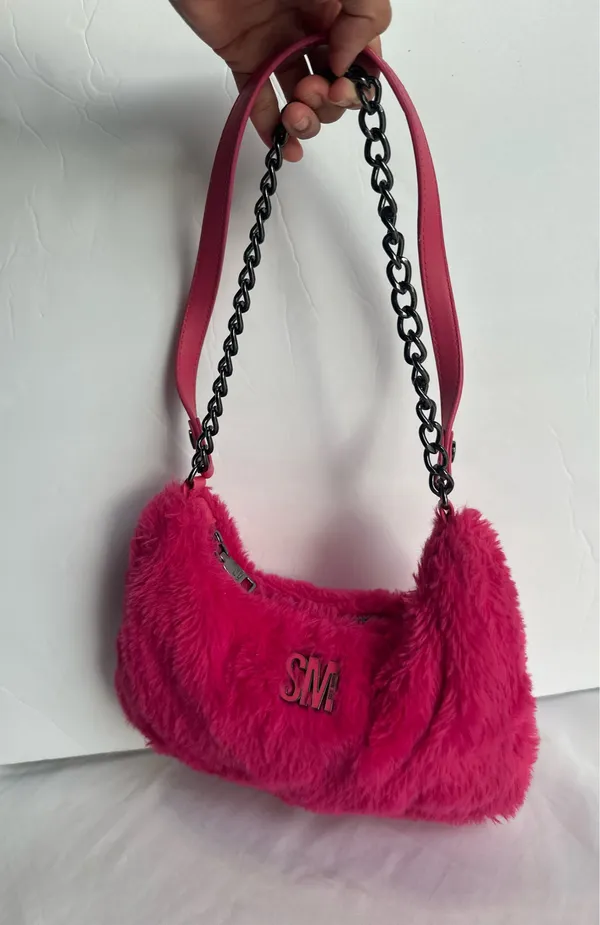 Y2k inspired steve madden Pink faux fur mini bag - Image 6