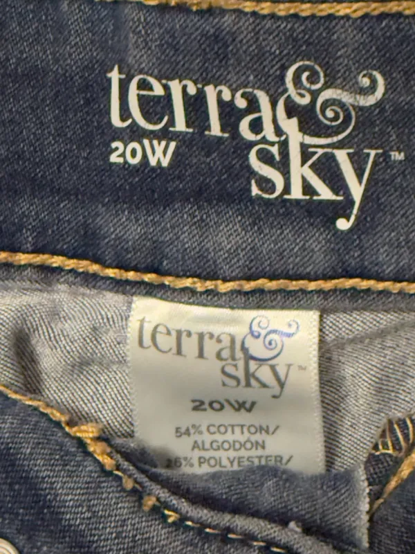 Terra & Sky Indigo Stretch Denim Shorts - Image 2