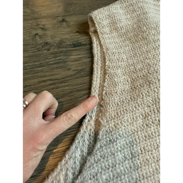 Womens LOFT sleeveless sweater draped vest oatmeal knit shawl cozy size M/L‎ - Image 6