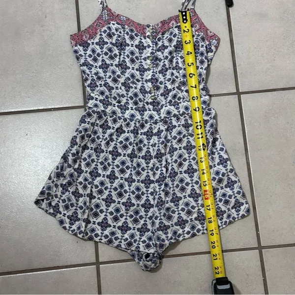 American eagle Women Blue/White Print floral‎ romper size XXS - Image 7