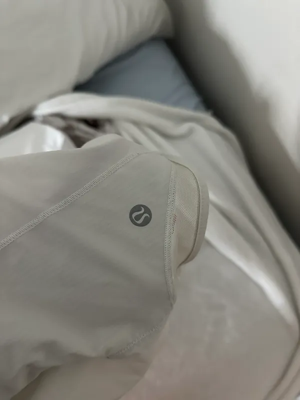 Lululemon Hotty Hot Shorts 4” - Image 3